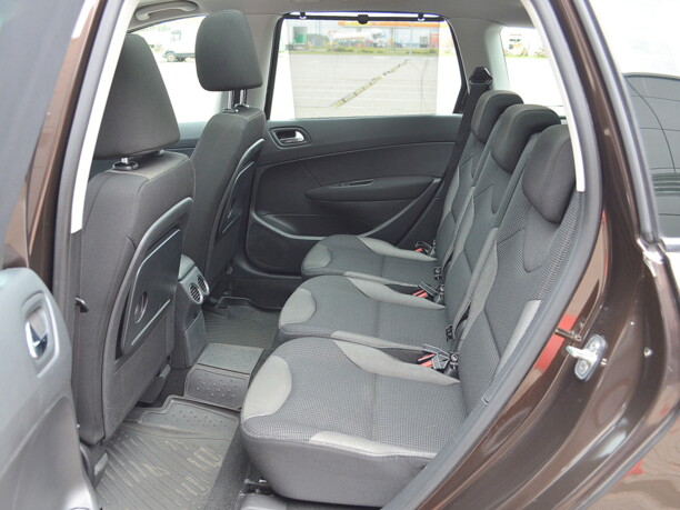 Peugeot 308 T7 · Рестайлинг, 2011 г.