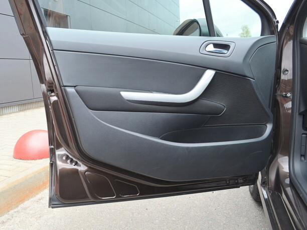 Peugeot 308 T7 · Рестайлинг, 2011 г.