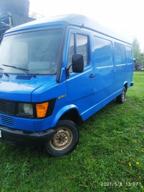 Mercedes-Benz Т1 207D - 410D 308 максибаза, 1993 г.