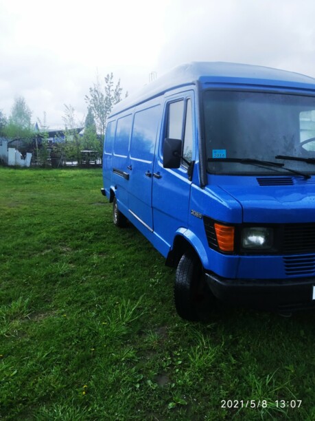 Mercedes Т1 207D - 410D 308 максибаза, 1993 г.