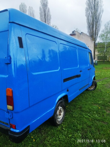 Mercedes-Benz Т1 207D - 410D 308 максибаза, 1993 г.