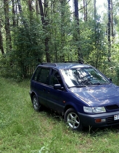 Mitsubishi Space Runner I, 1996 г.