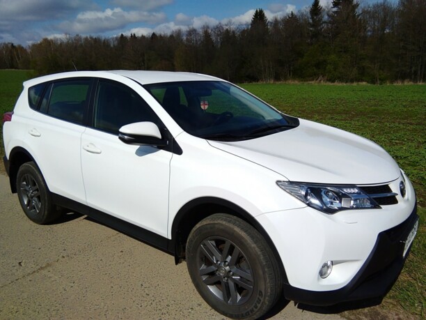 Toyota RAV4 IV (XA40), 5 мест, 2015 г.