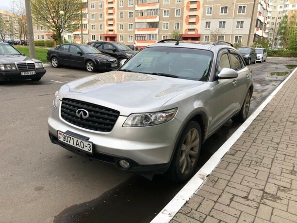 Infiniti FX I, 2003 г.