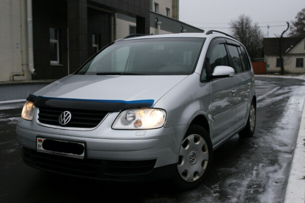 Volkswagen Touran I, 5 мест, 2006 г.