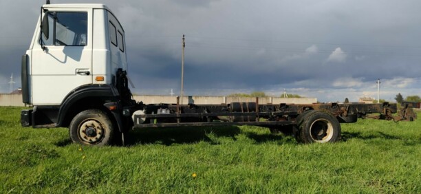 МАЗ 4370, 2010 г.