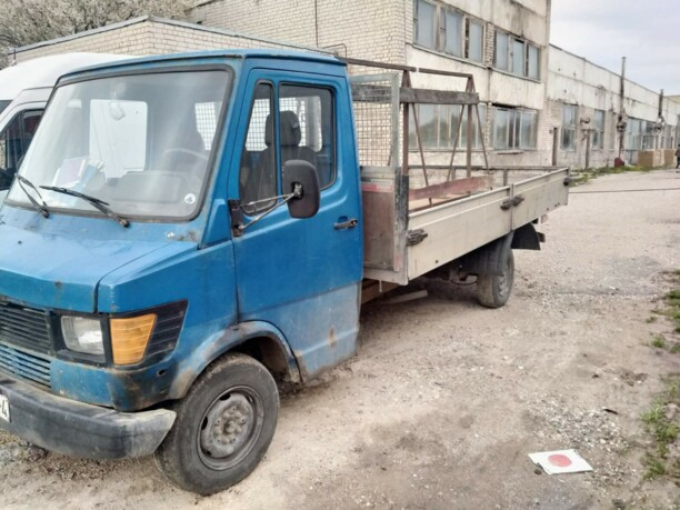 Mercedes Т1 207D - 410D 310, 1989 г.