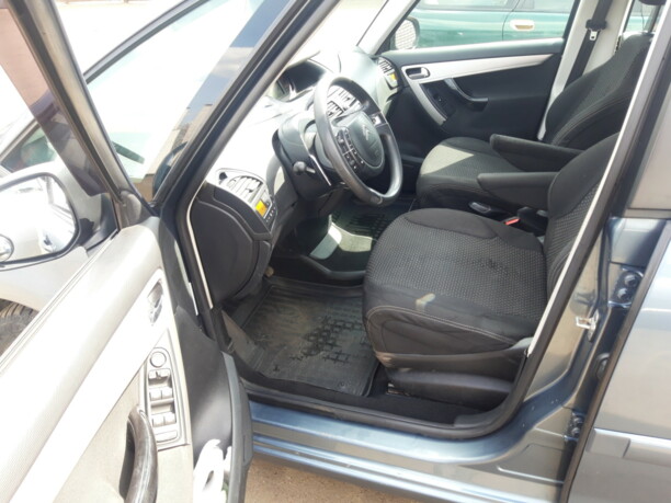 Citroen C4 Grand Picasso I, 7 мест, 2010 г.