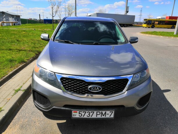 Kia Sorento II, 5 мест, 2011 г.