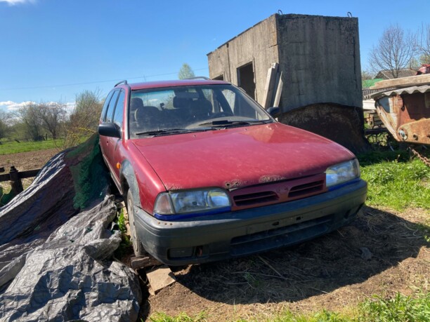 Nissan Primera P10, 1990 г.