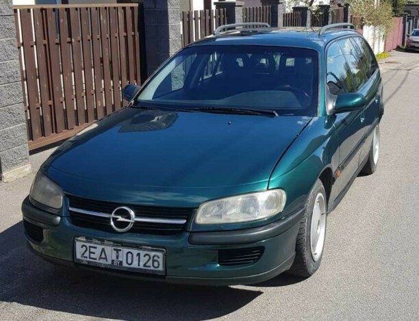 Opel Omega B, 1995 г.
