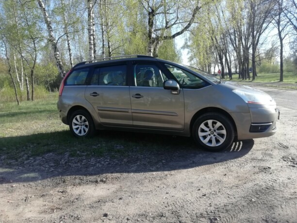 Citroen C4 Grand Picasso I, 7 мест, 2010 г.