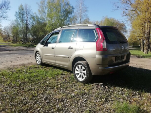 Citroen C4 Grand Picasso I, 7 мест, 2010 г.