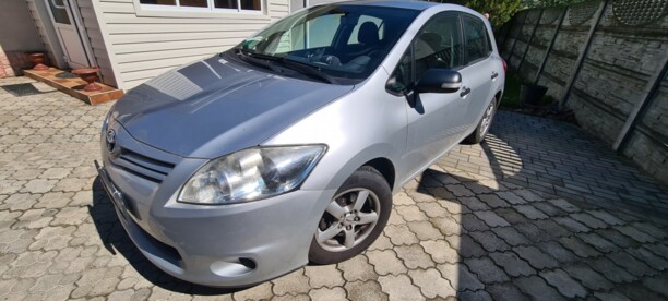 Toyota Auris I (E150) · Рестайлинг, 2011 г.