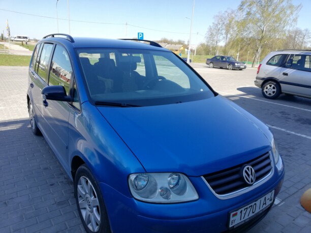 Volkswagen Touran I, 5 мест, 2006 г.