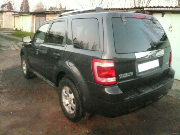 Ford Escape II, 2009 г.