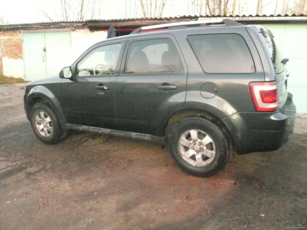 Ford Escape II, 2009 г.