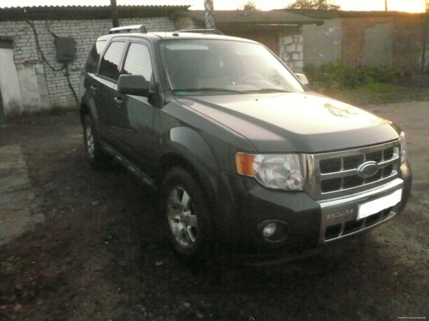 Ford Escape II, 2009 г.