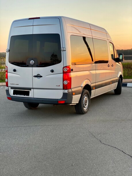 Volkswagen Crafter 2.0 л, 136 л.с, 2014 г.