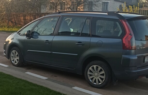 Citroen C4 Grand Picasso I, 7 мест, 2009 г.