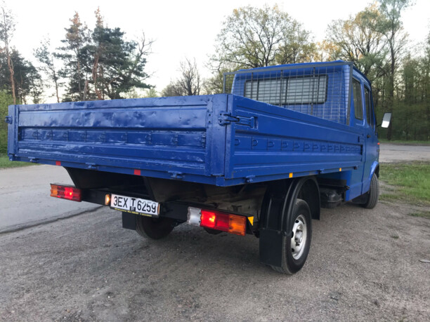 Mercedes Т1 207D - 410D 208D, 1993 г.