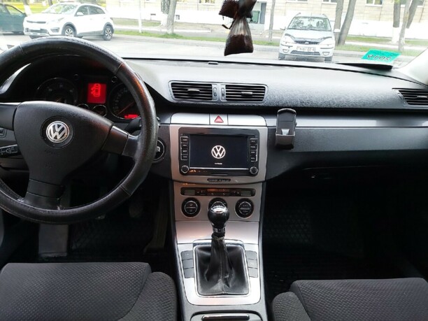 Volkswagen Passat B6, 2005 г.