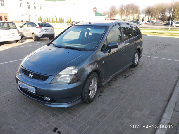 Honda Stream I, 7 мест, 2002 г.