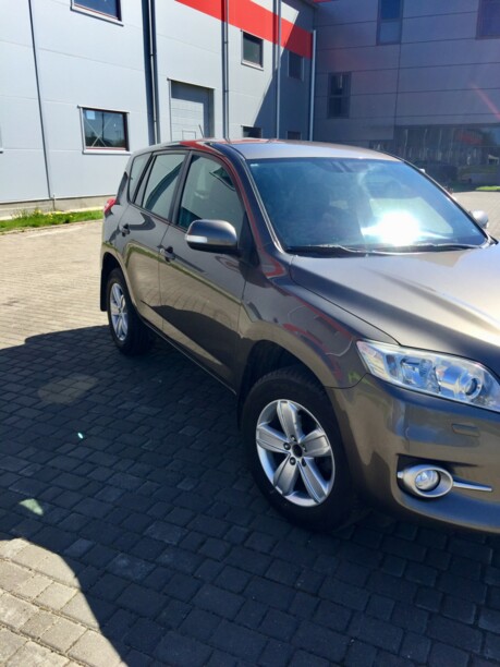 Toyota RAV4 III (XA30) · Рестайлинг, 5 мест, 2010 г.