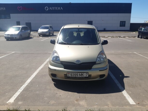 Toyota Yaris Verso, 2000 г.