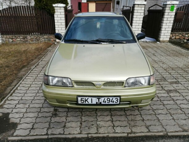 Nissan Sunny N14, 1995 г.