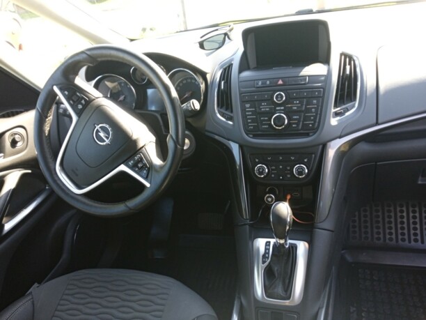 Opel Zafira C, 7 мест, 2013 г.