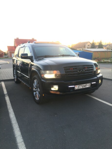 Infiniti QX56 I, 7 мест, 2004 г.