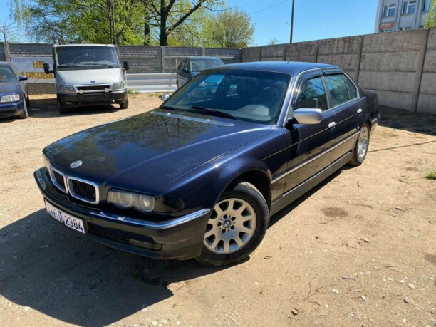 BMW 7 серия E38, 1999 г.