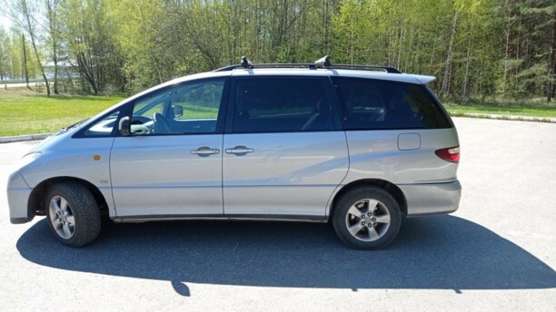 Toyota Previa II (XR30, XR40), 7 мест, 2002 г.