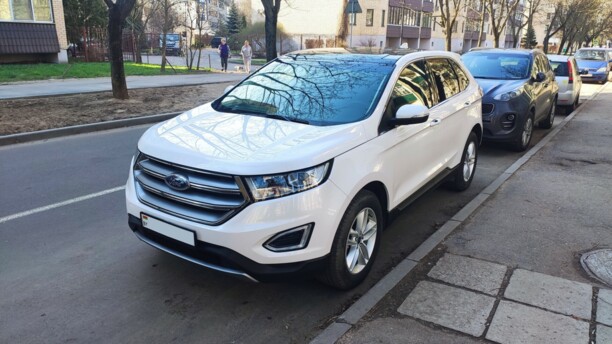 Ford Edge II, 5 мест, 2017 г.