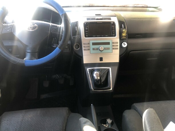 Toyota Corolla Verso II (E121), 2006 г.