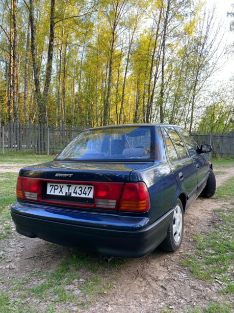 Suzuki Swift II · Рестайлинг, 2001 г.