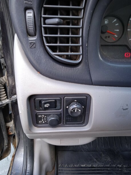 Nissan Almera II (N16), 2000 г.