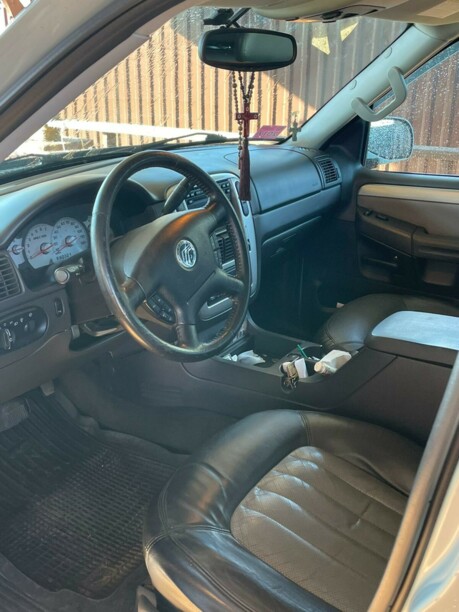 Mercury Mountaineer II, 7 мест, 2005 г.
