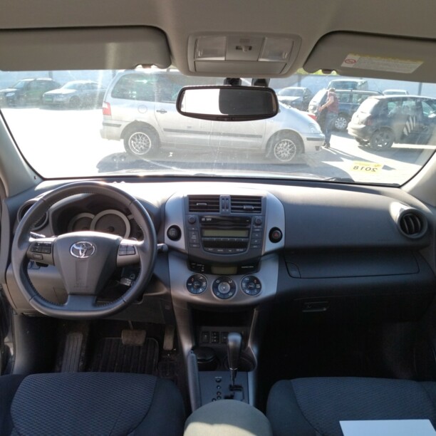 Toyota RAV4 III (XA30) · Рестайлинг, 5 мест, 2011 г.