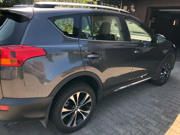 Toyota RAV4 IV (XA40), 5 мест, 2015 г.