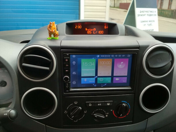 Citroen Berlingo II, 5 мест, 2010 г.