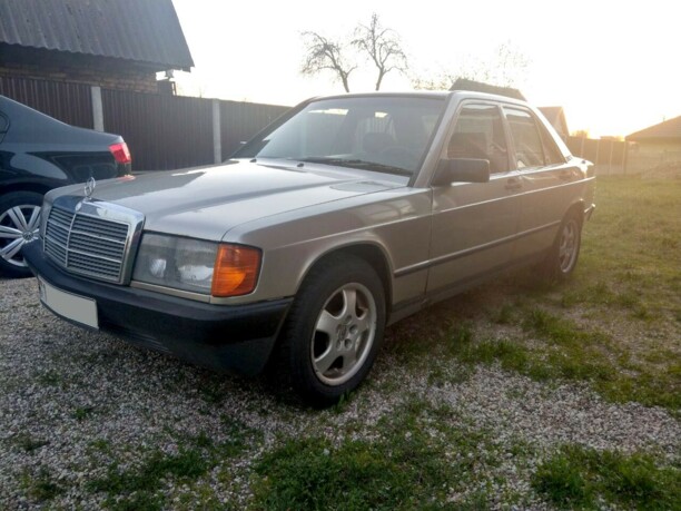 Mercedes-Benz 190 (W201), 1988 г.