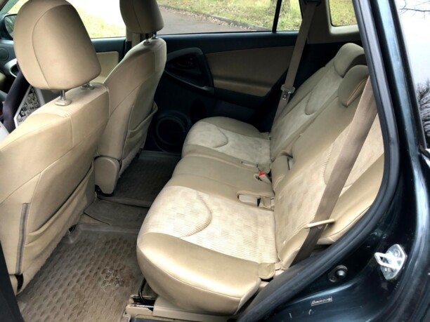 Toyota RAV4 III (XA30) · Рестайлинг, 5 мест, 2010 г.