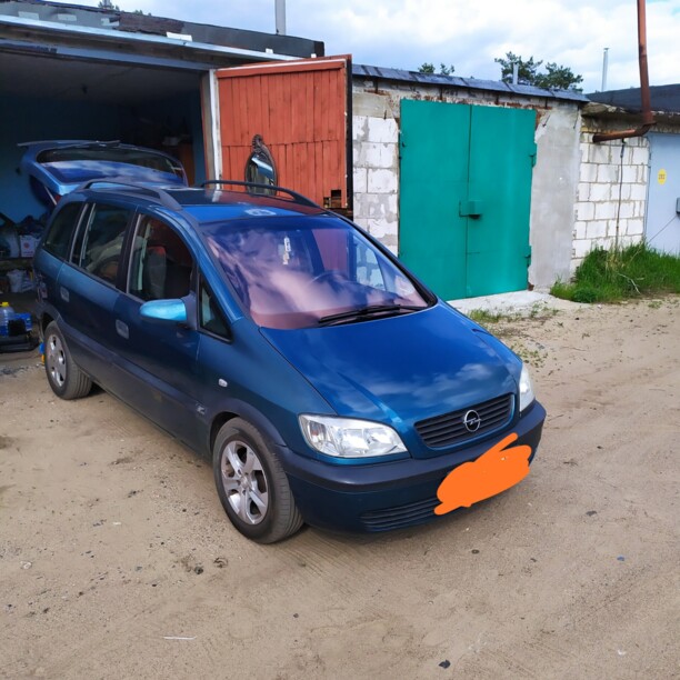 Opel Zafira A, 7 мест, 2001 г.