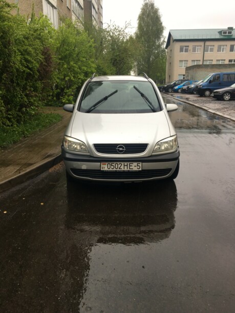 Opel Zafira A, 7 мест, 2003 г.