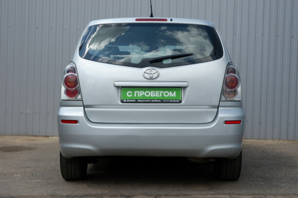 Toyota Corolla Verso II (E121), 2005 г.