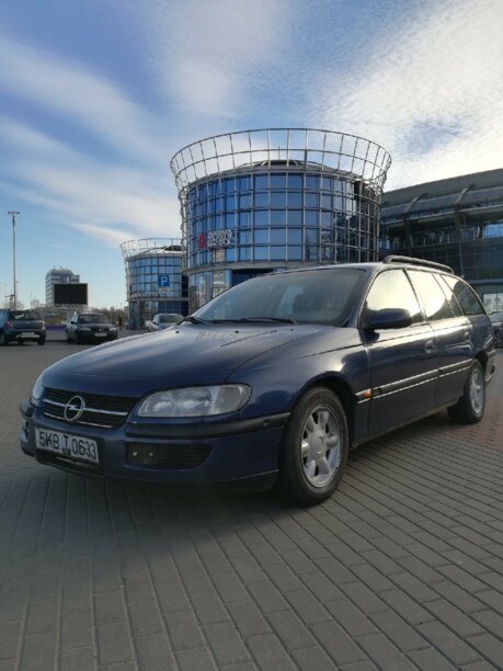 Opel Omega B, 1995 г.