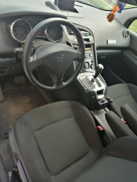 Peugeot 5008 I, 2011 г.