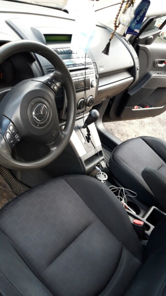 Mazda 5 I · Рестайлинг, 7 мест, 2008 г.